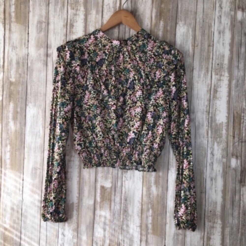 Wild Fable Pale Floral Ruffle Long Sleeve Blouse - Picture 2 of 7